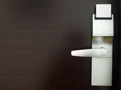 Access Control: Electronic Keys & Card Readers